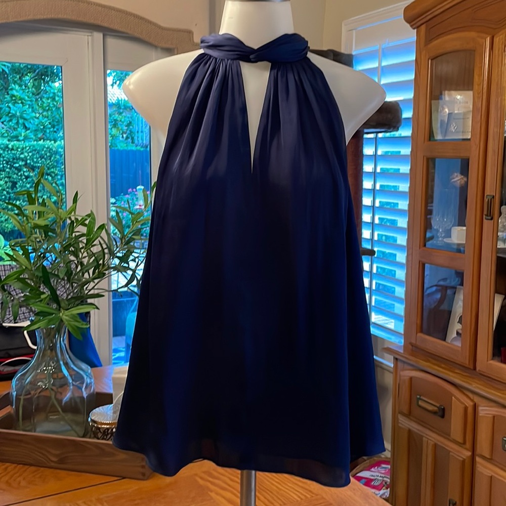 Beautiful deep navy Banana Republic halter top, Size XL